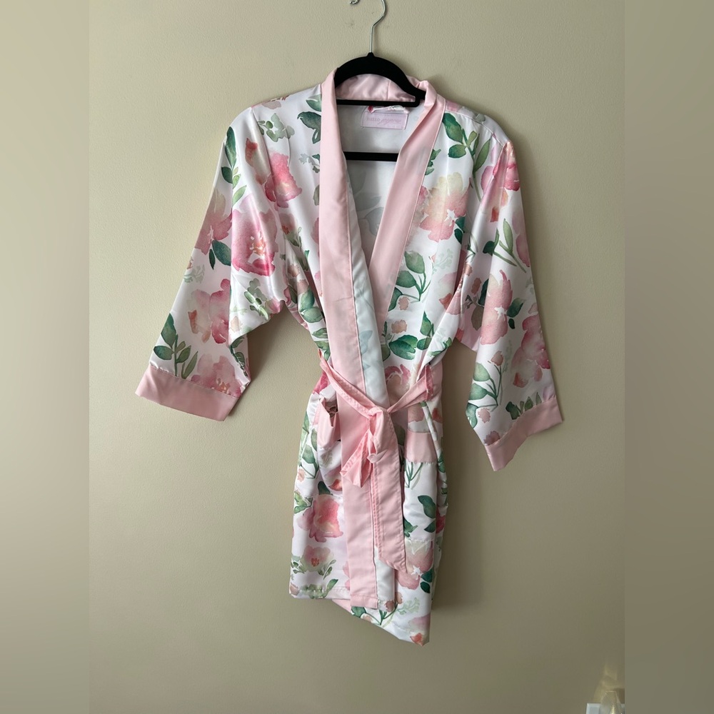 Floral Pink Women's Robe